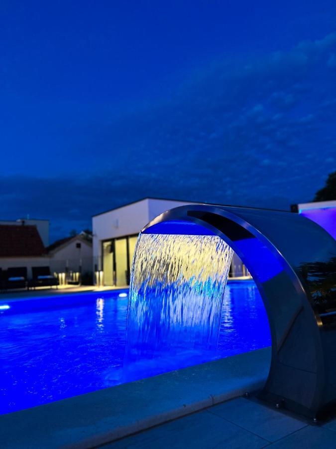 Holiday Luxury Resort Sundance Trogir Ngoại thất bức ảnh