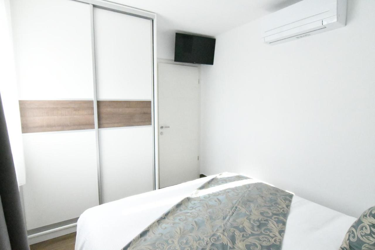 Holiday Luxury Resort Sundance Trogir Ngoại thất bức ảnh